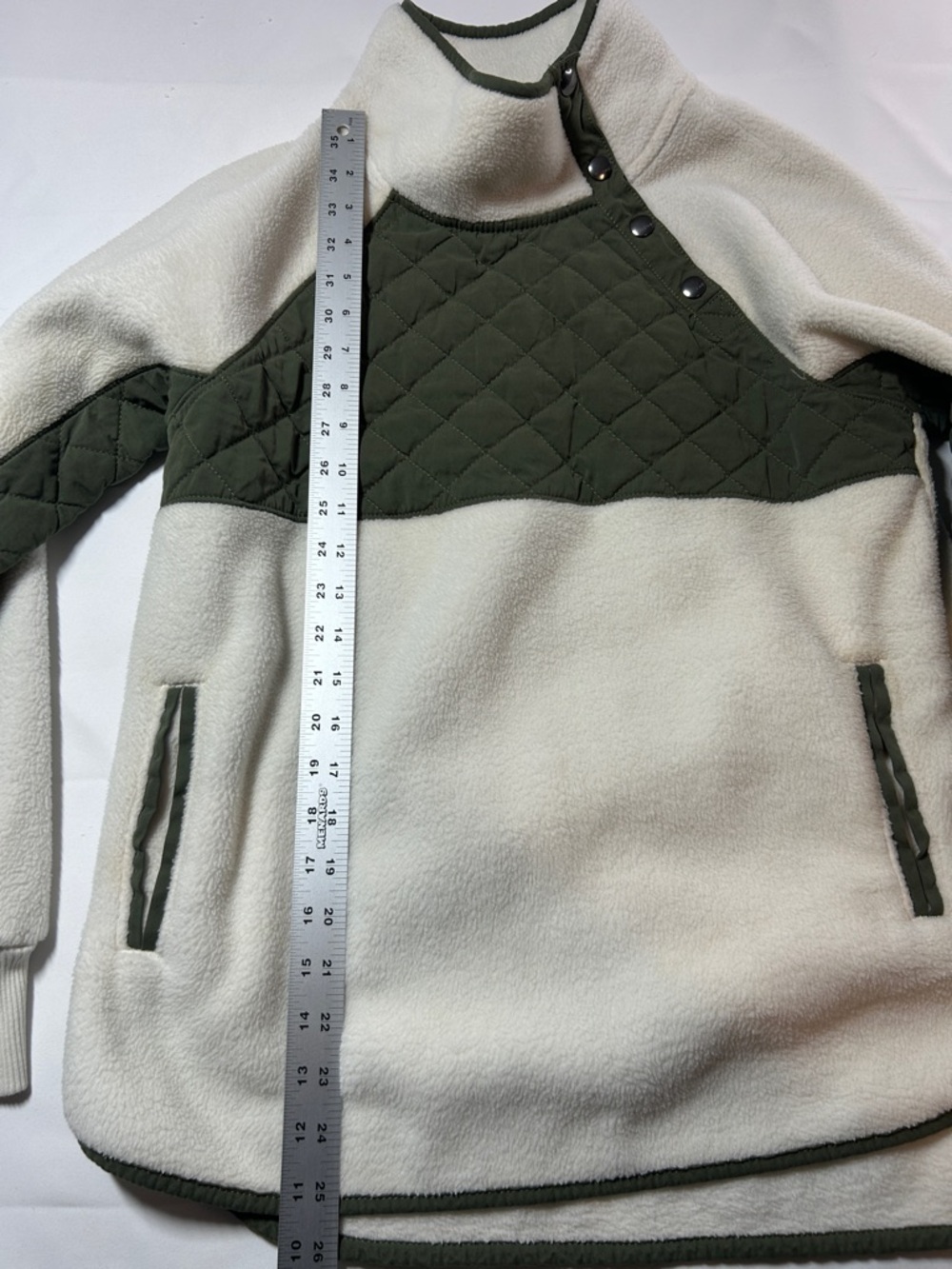 Abercrombie & Fitch Cream Sherpa Fleece with Olive Trim - Picture 13 of 15